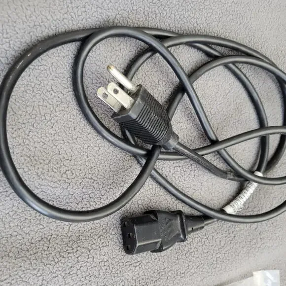 VGA DVI POWER ADAPTER Cables Circular Barrel DC Video Mixed 19PC Spares - Picture 6 of 16